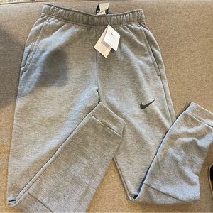 Nike Dry Men's Dri-FIT Taper Fitness Fleece Pants Size Small Grey